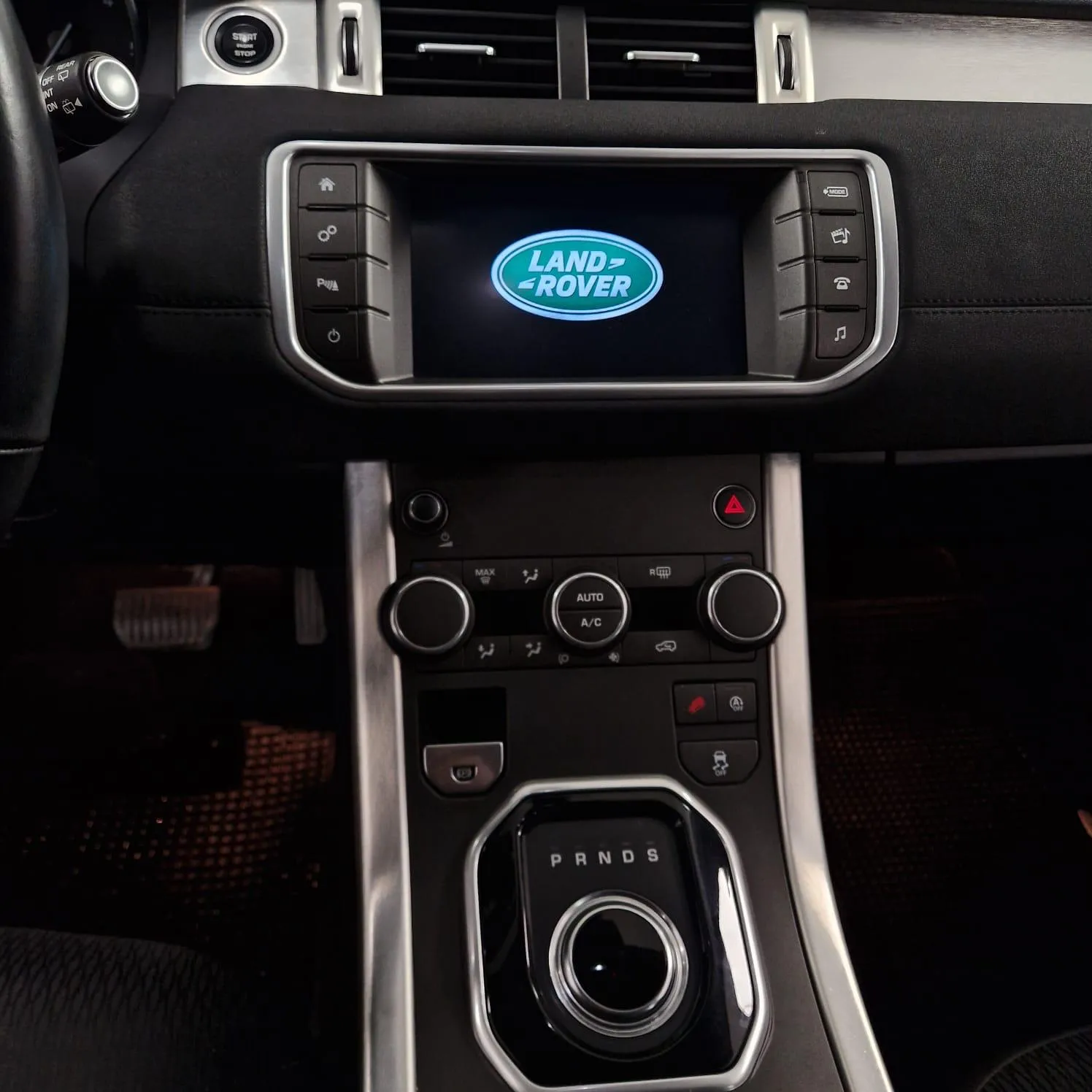 Land Rover Range Rover Evoque 5p 2.0 td4 Pure Business edition Premium 150cv auto 2018 — foto 7