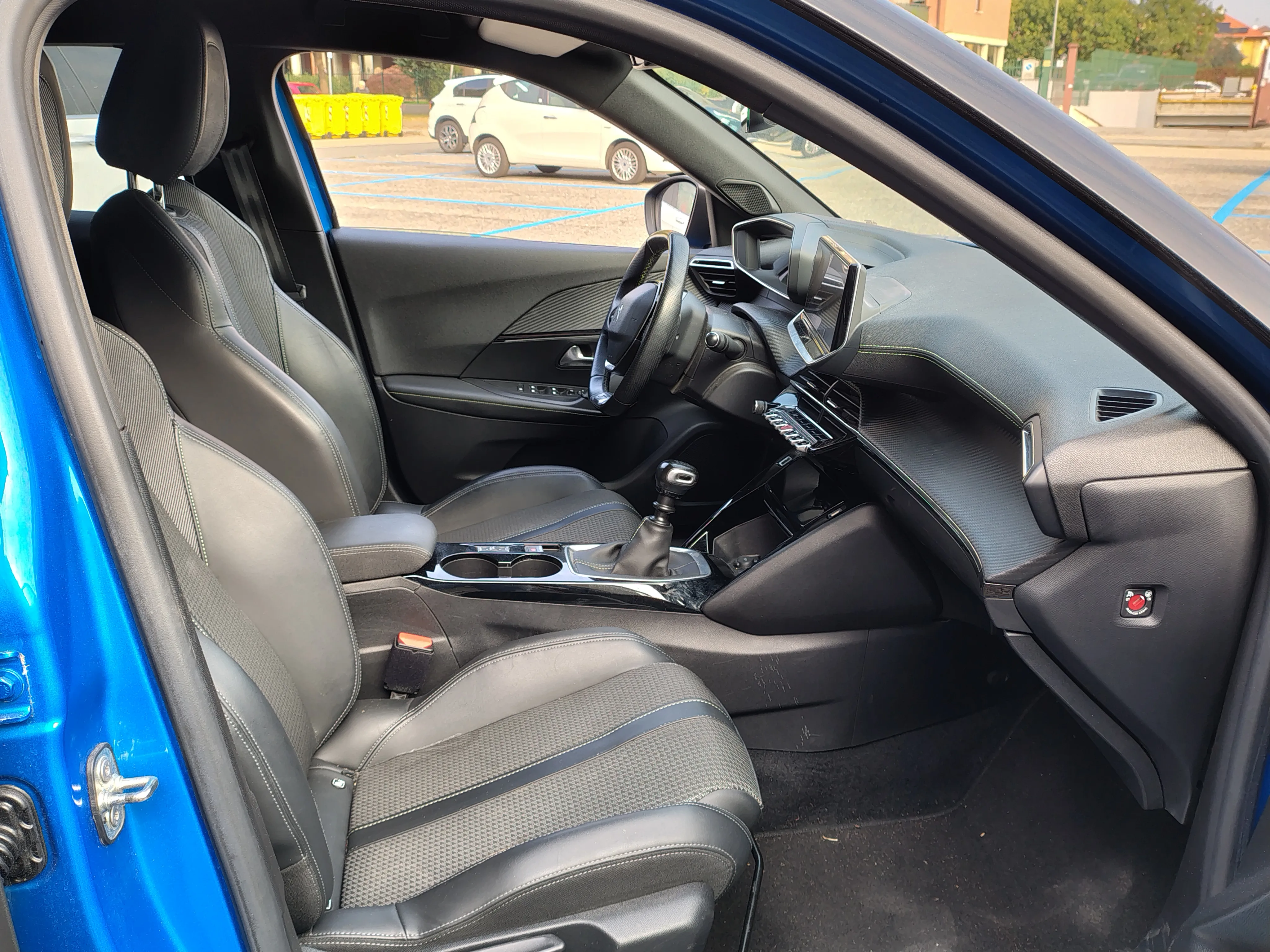 Peugeot 2008 1.2 puretech GT s&s 130cv 2021 — foto 16