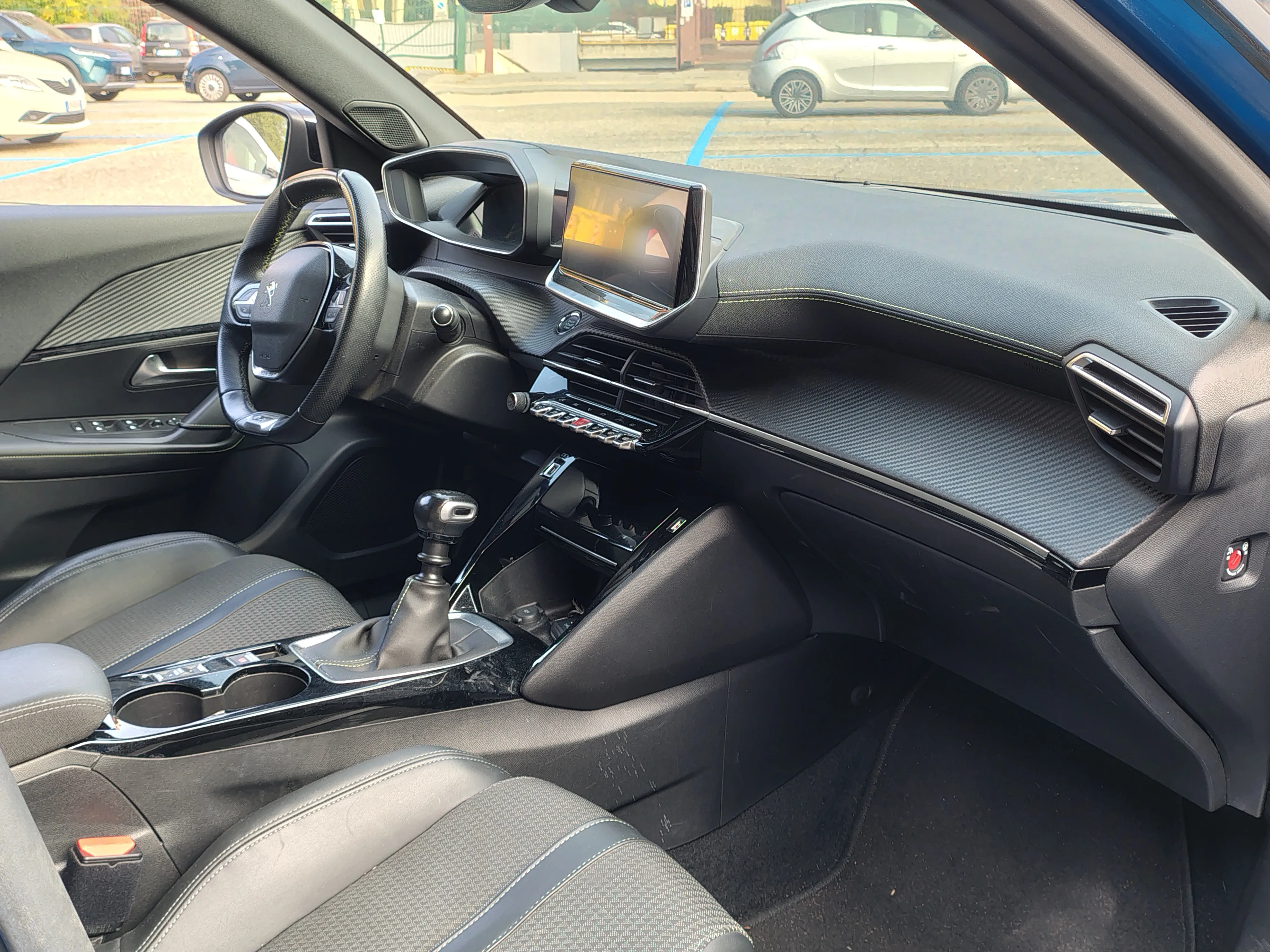 Peugeot 2008 1.2 puretech GT s&s 130cv 2021 — foto 12