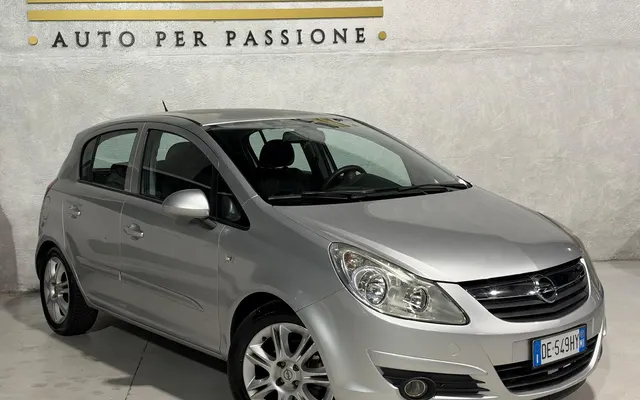Opel Corsa Cambio Automatico Neopatentati