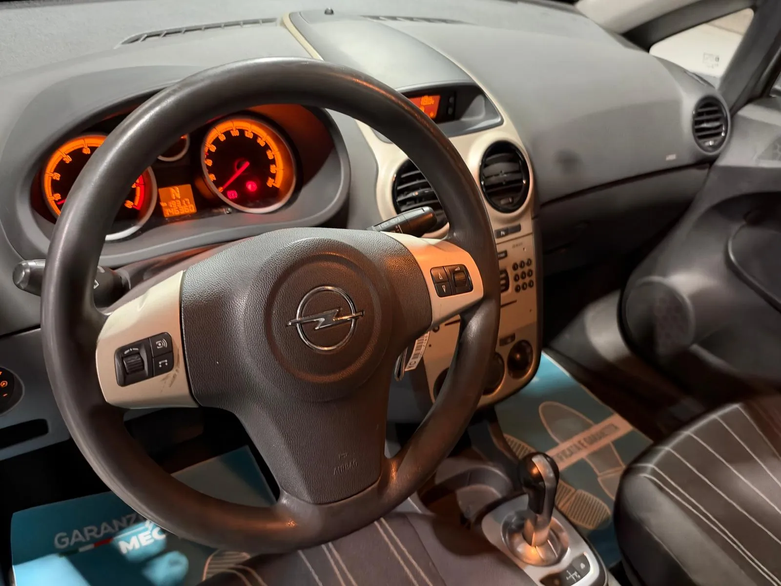 Opel Corsa Cambio Automatico Neopatentati 2007 — foto 11