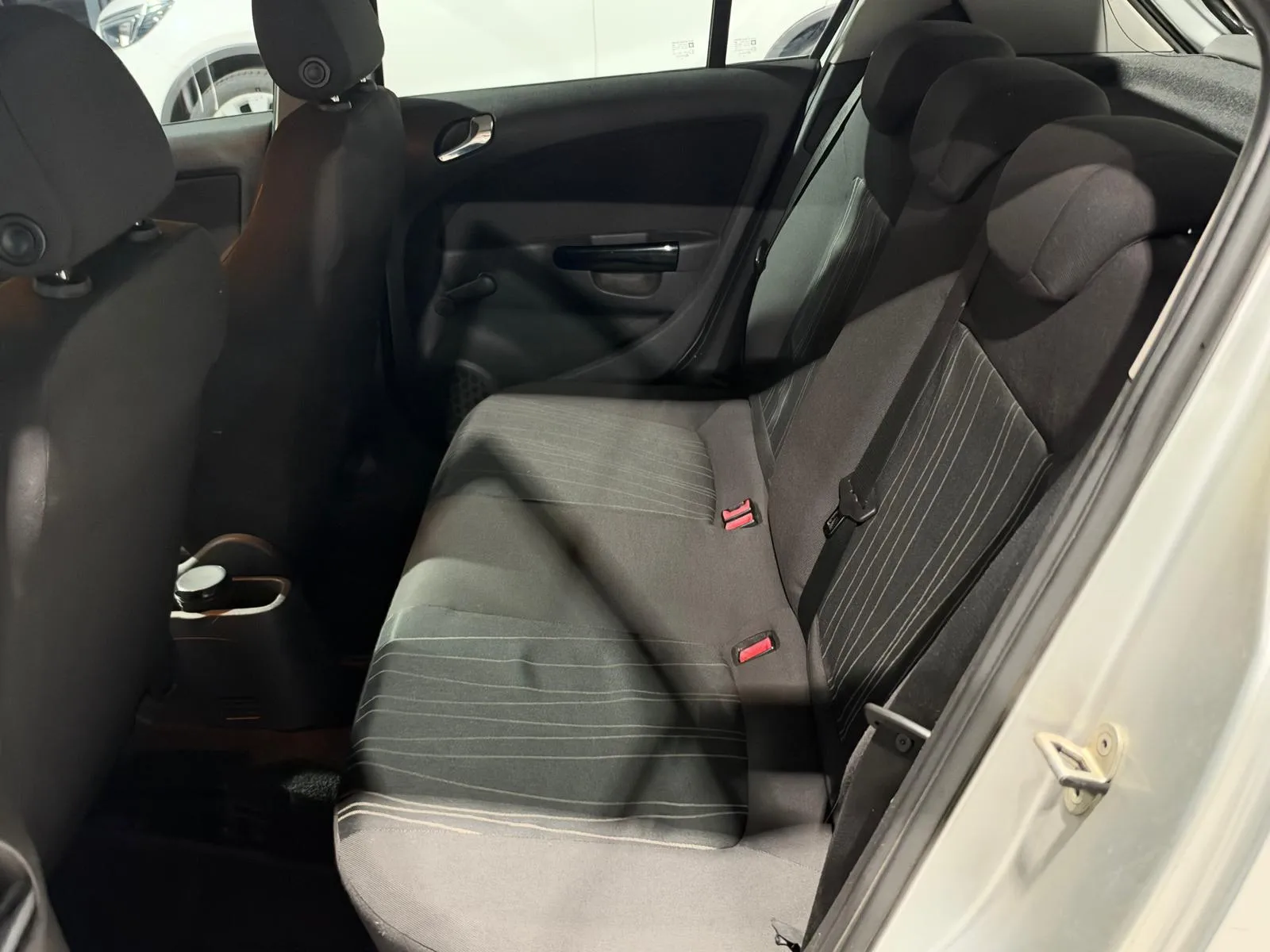 Opel Corsa Cambio Automatico Neopatentati 2007 — foto 10