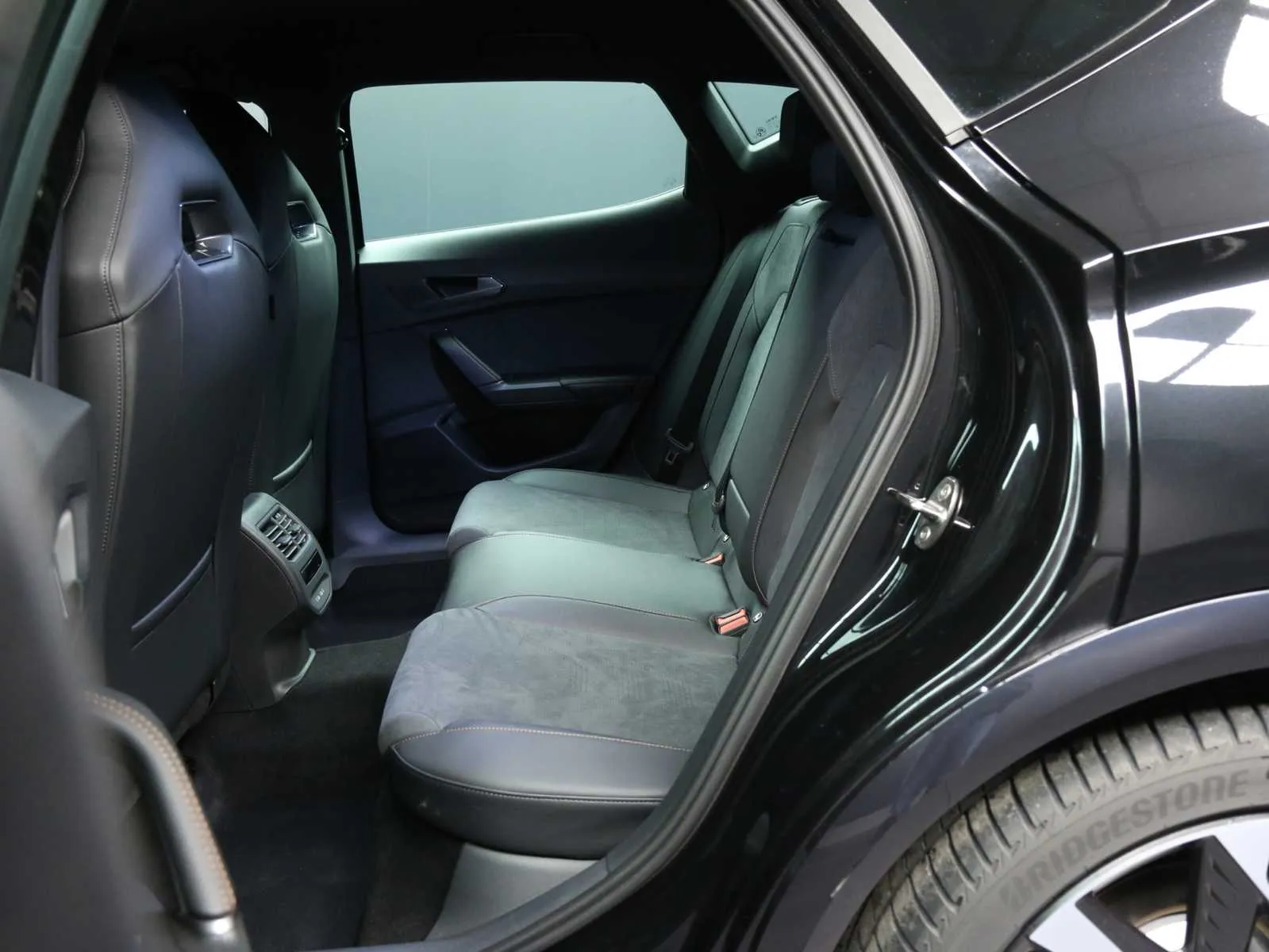 Cupra Formentor 2.0 tsi VZ 4drive 333cv dsg 2025 — foto 5