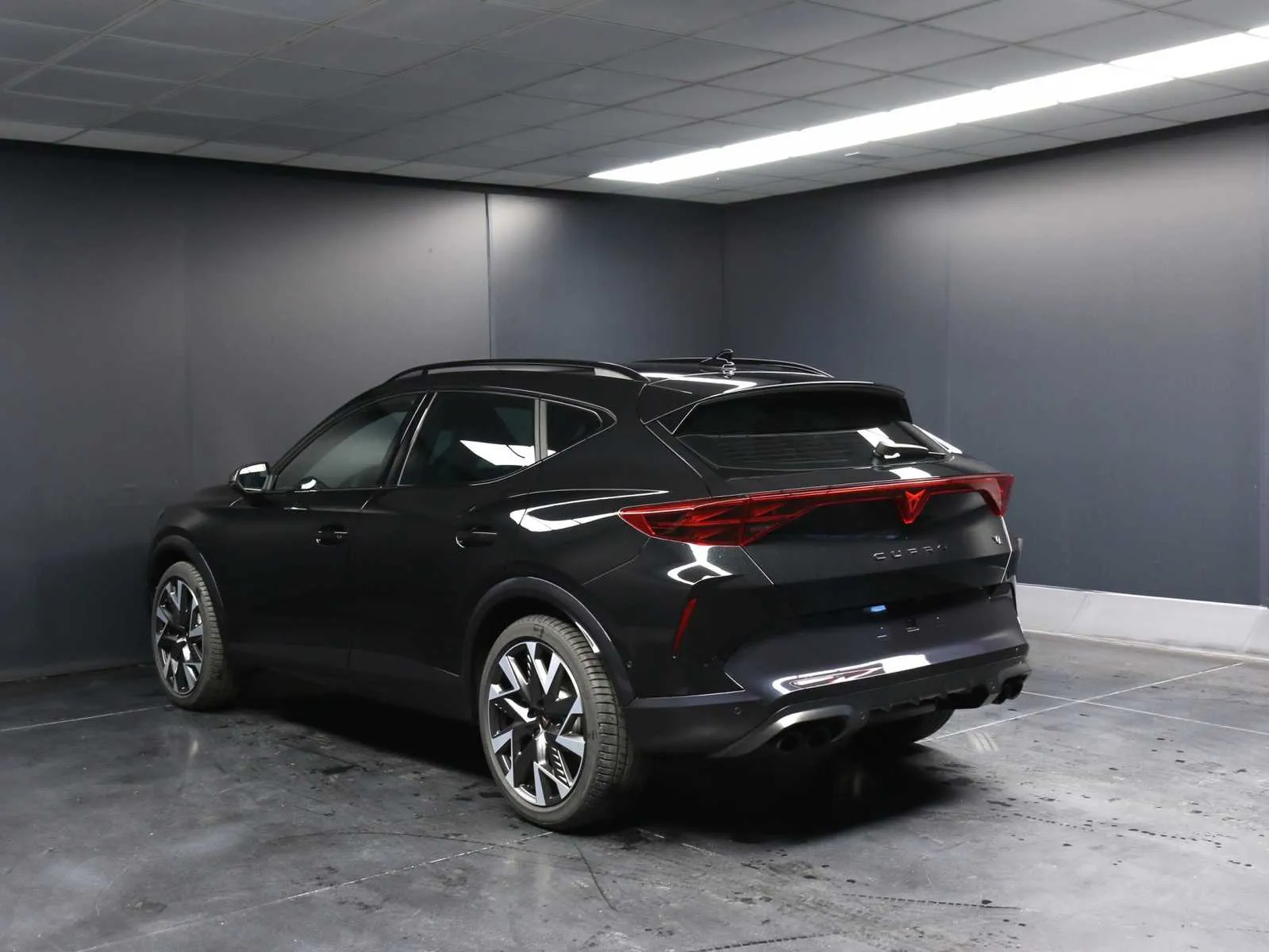 Cupra Formentor 2.0 tsi VZ 4drive 333cv dsg 2025 — foto 6