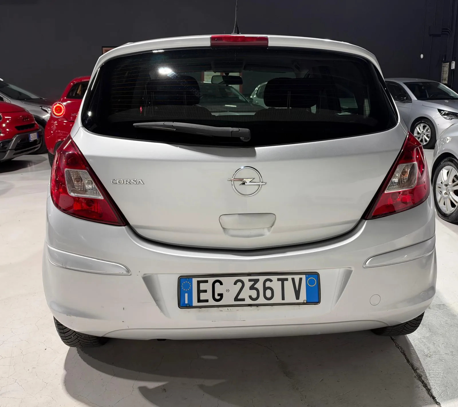 Opel Corsa Benzina Neopatentati 5 posti 2011 — foto 5