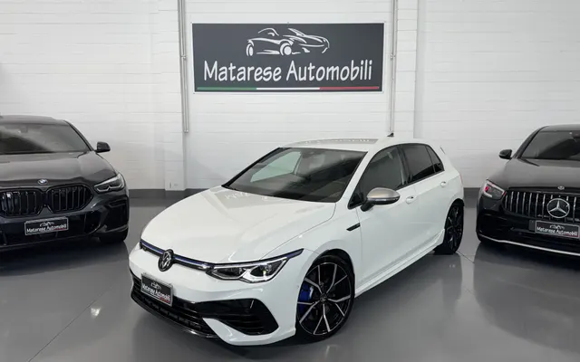 Volkswagen Golf 8 R 4Motion DSG 2.0cc 320cv Tagliandi ufficiali IVA esposta PREZZO REALE