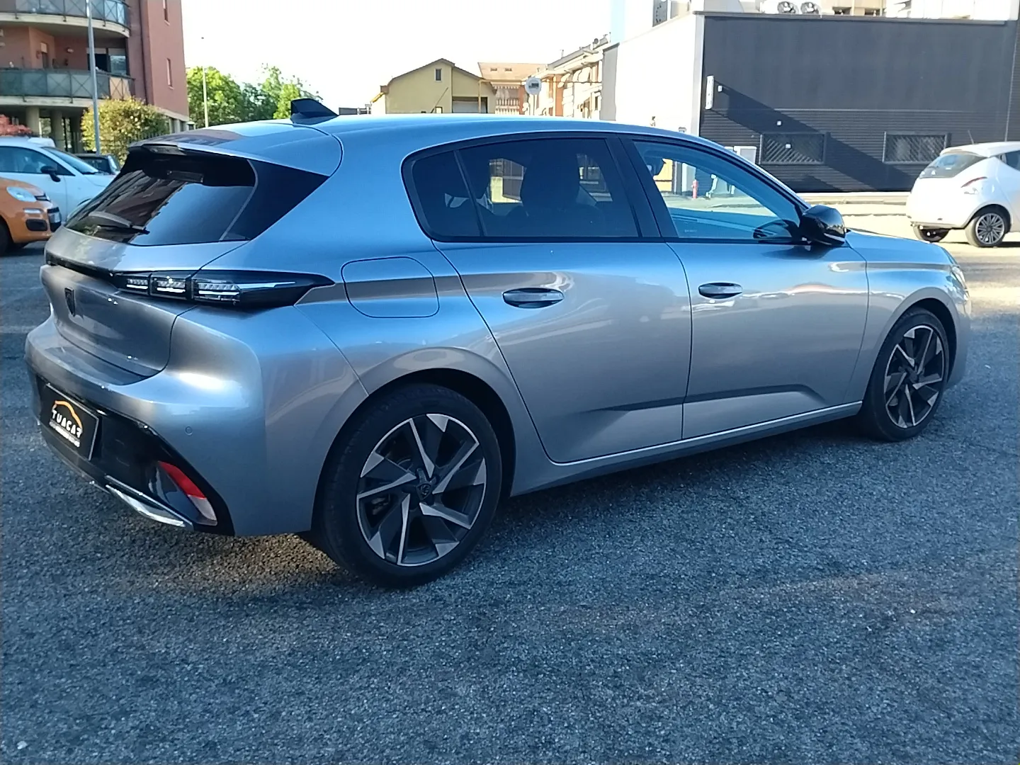 Peugeot 308 1.5 bluehdi Allure Pack s&s 130cv eat8 2023 — foto 8