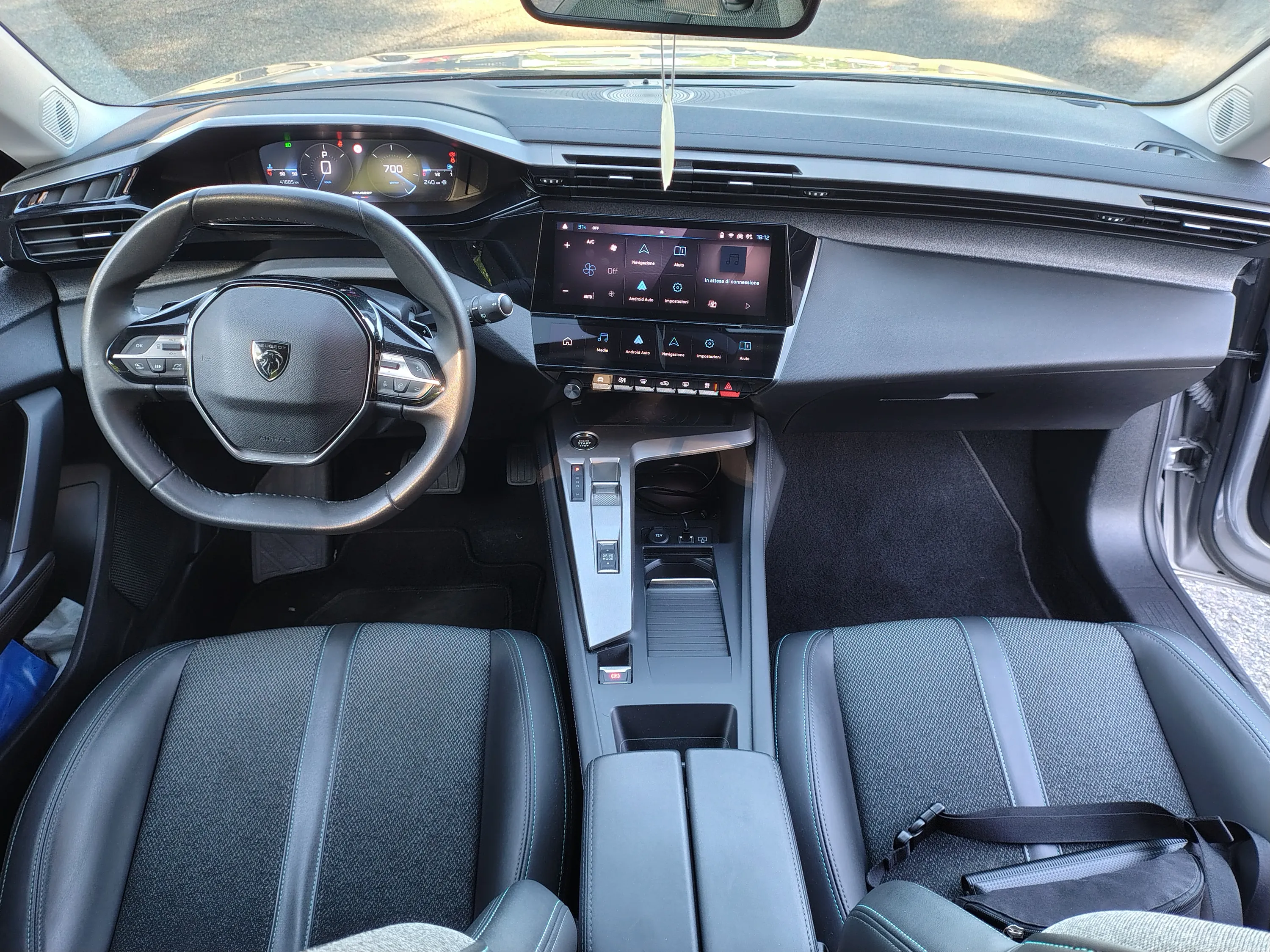Peugeot 308 1.5 bluehdi Allure Pack s&s 130cv eat8 2023 — foto 20