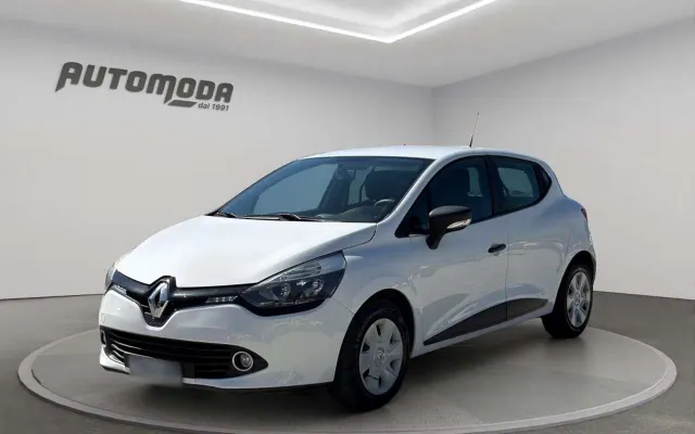 RENAULT Clio VAN 1.5DCI 75CV AUTOCARRO 2P