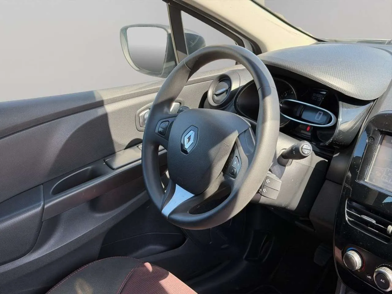 RENAULT Clio VAN 1.5DCI 75CV AUTOCARRO 2P 2015 — foto 11