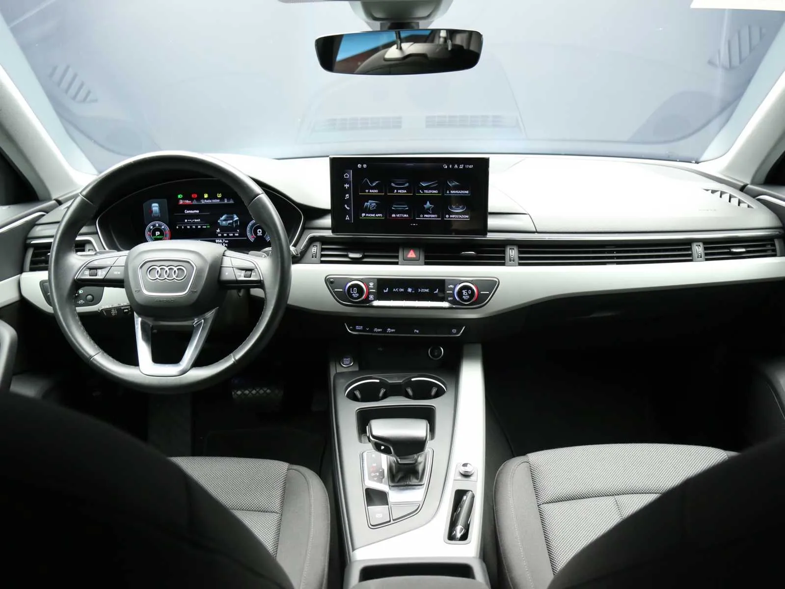 Audi A4 Avant 35 2.0 tdi mhev Business Advanced 163cv s-tronic 2023 — foto 3