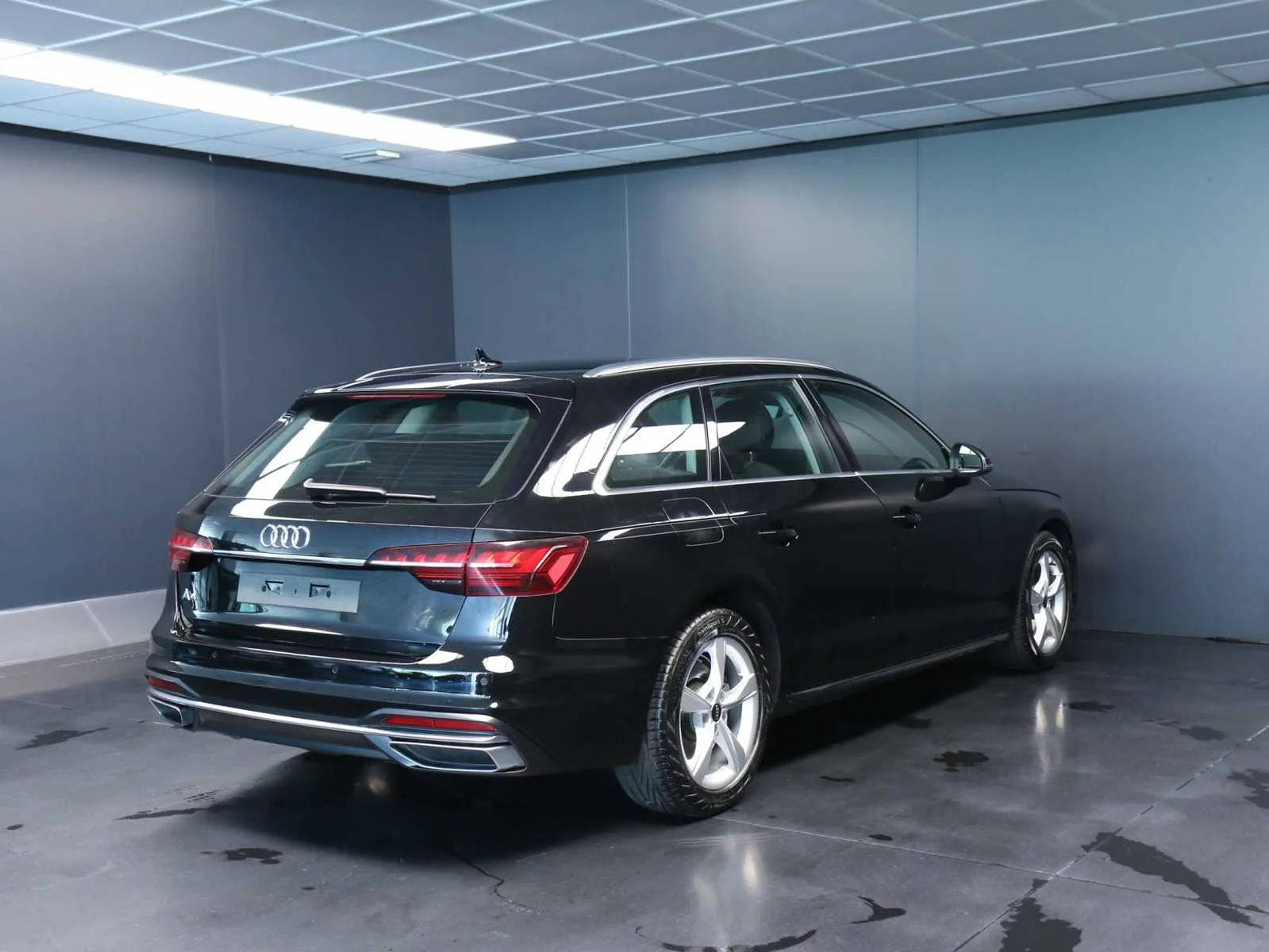 Audi A4 Avant 35 2.0 tdi mhev Business Advanced 163cv s-tronic 2023 — foto 7