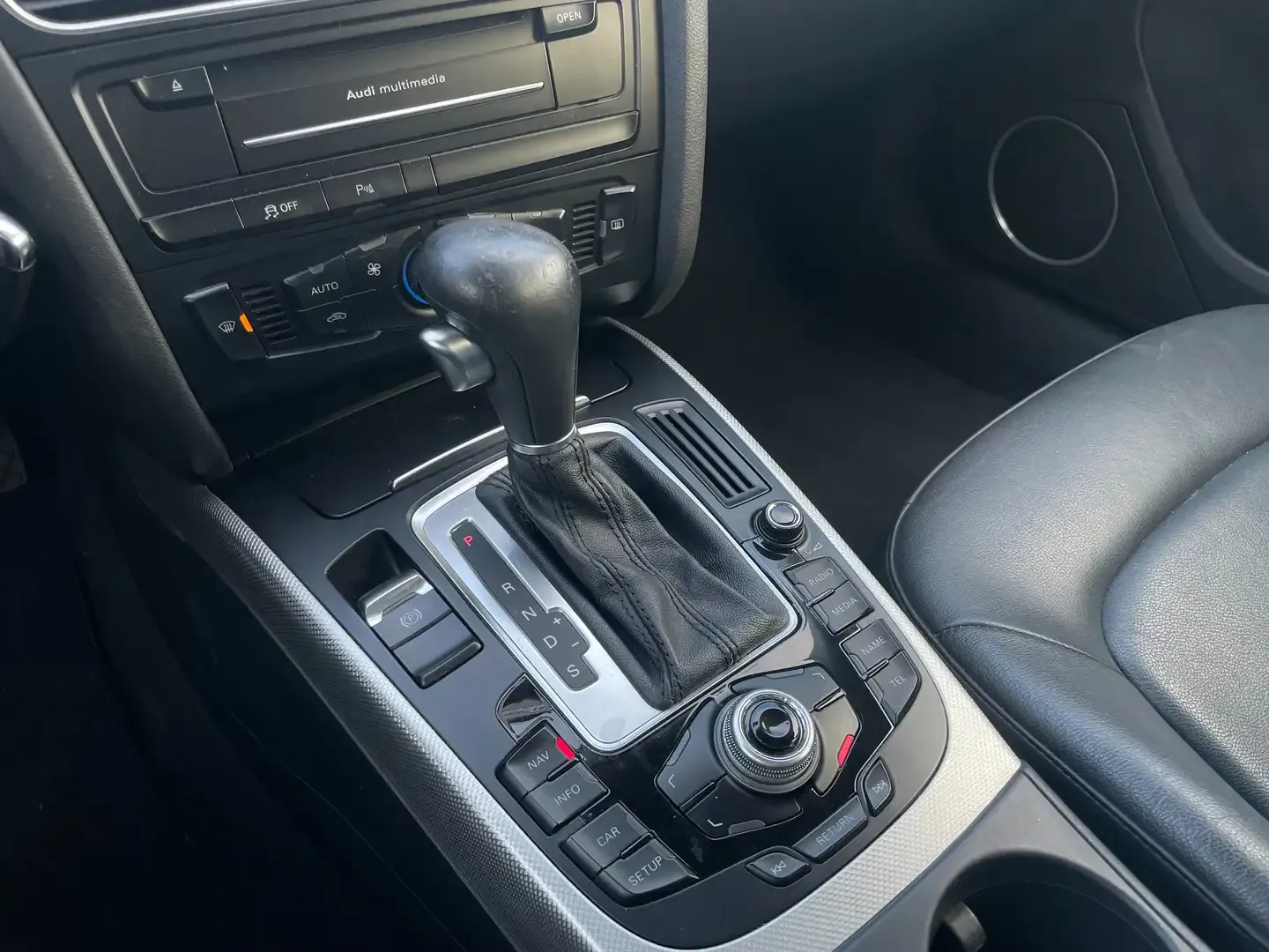 Audi A4 Allroad 2.0 tfsi Advanced s-tronic 2011 — foto 6