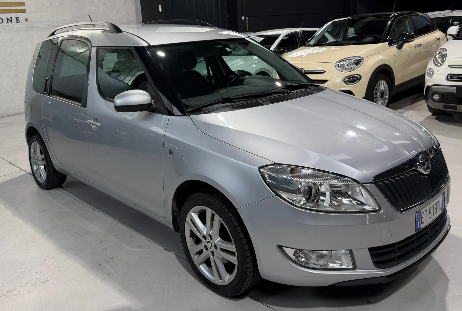 Skoda Catena Nuova Benzina Neopatentati 2014 — foto 7