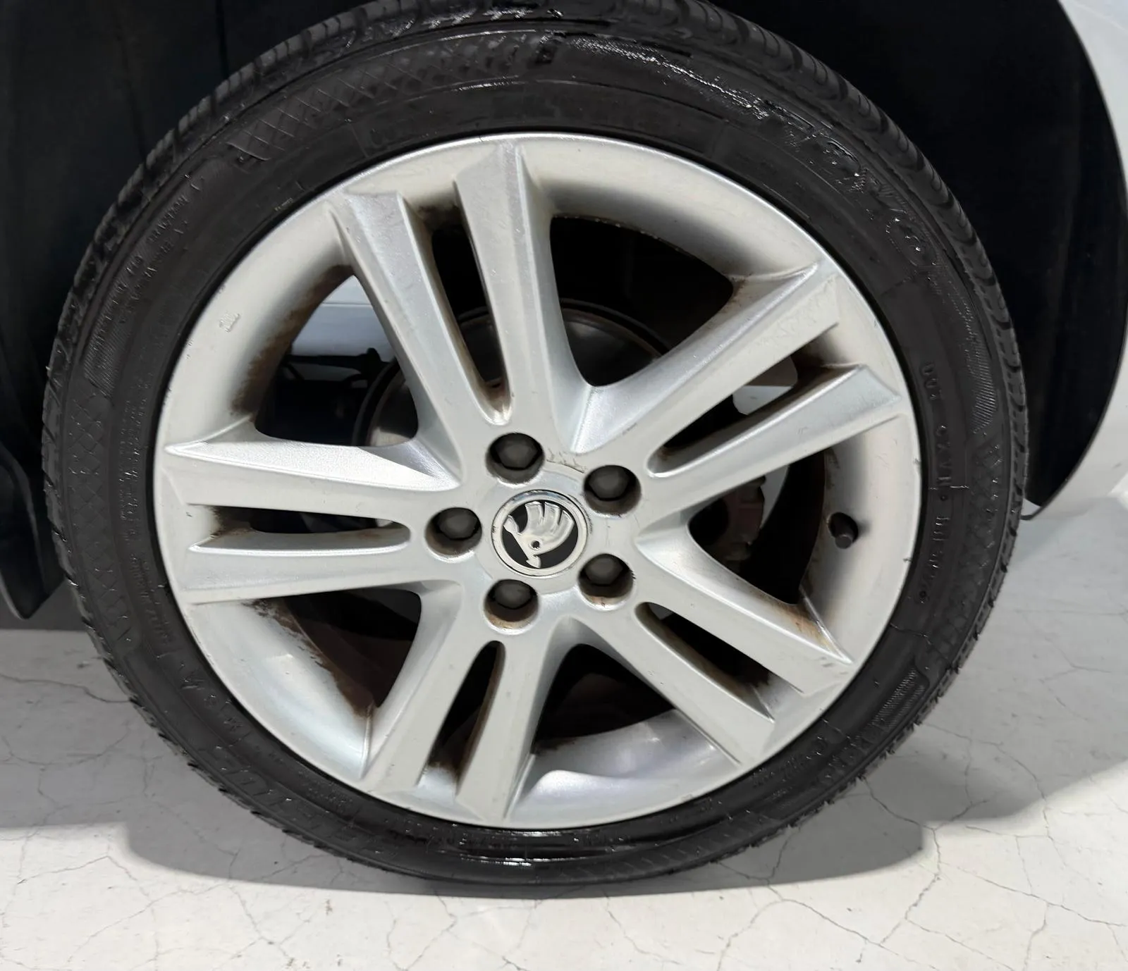 Skoda Catena Nuova Benzina Neopatentati 2014 — foto 14