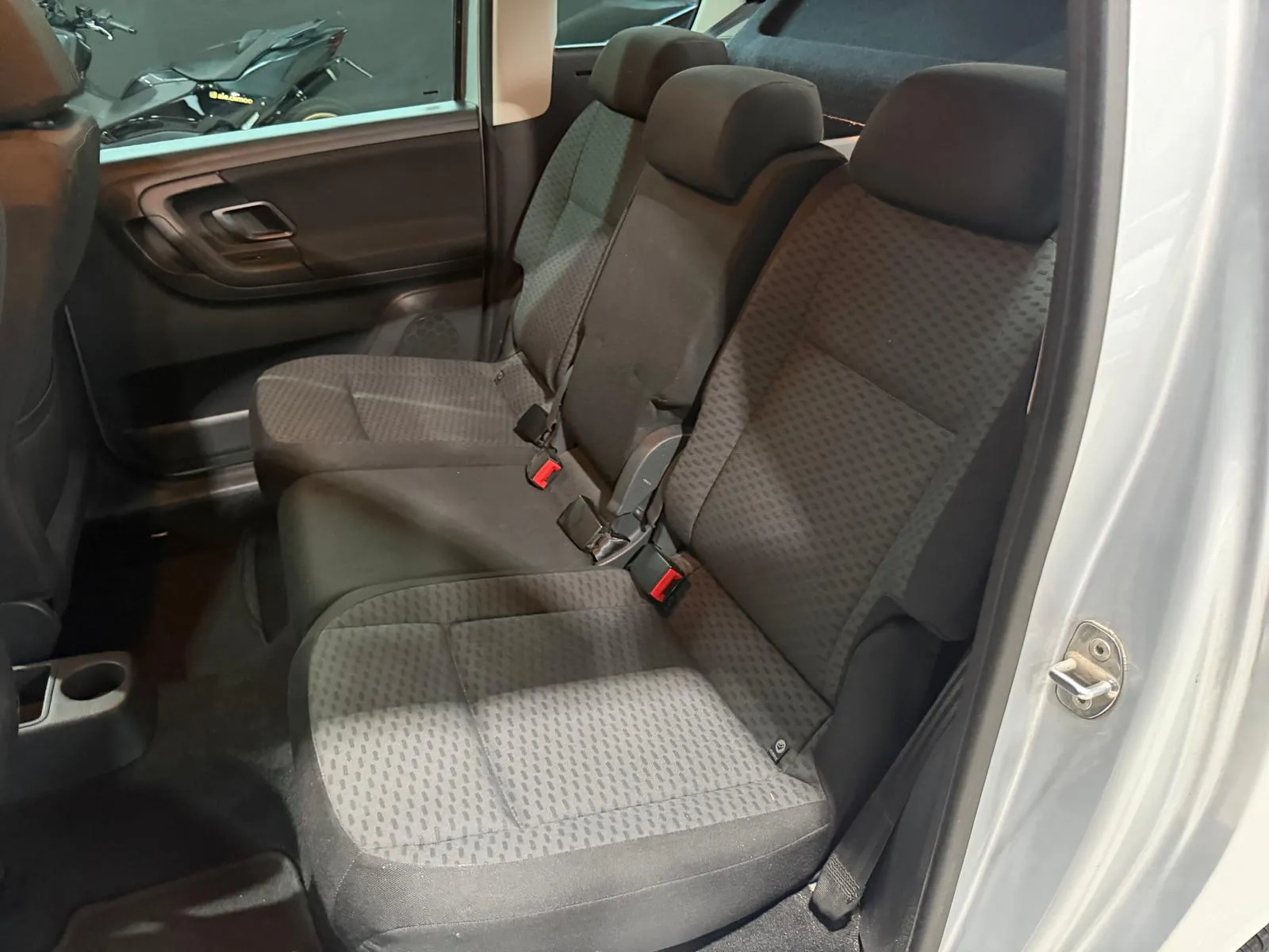 Skoda Catena Nuova Benzina Neopatentati 2014 — foto 11
