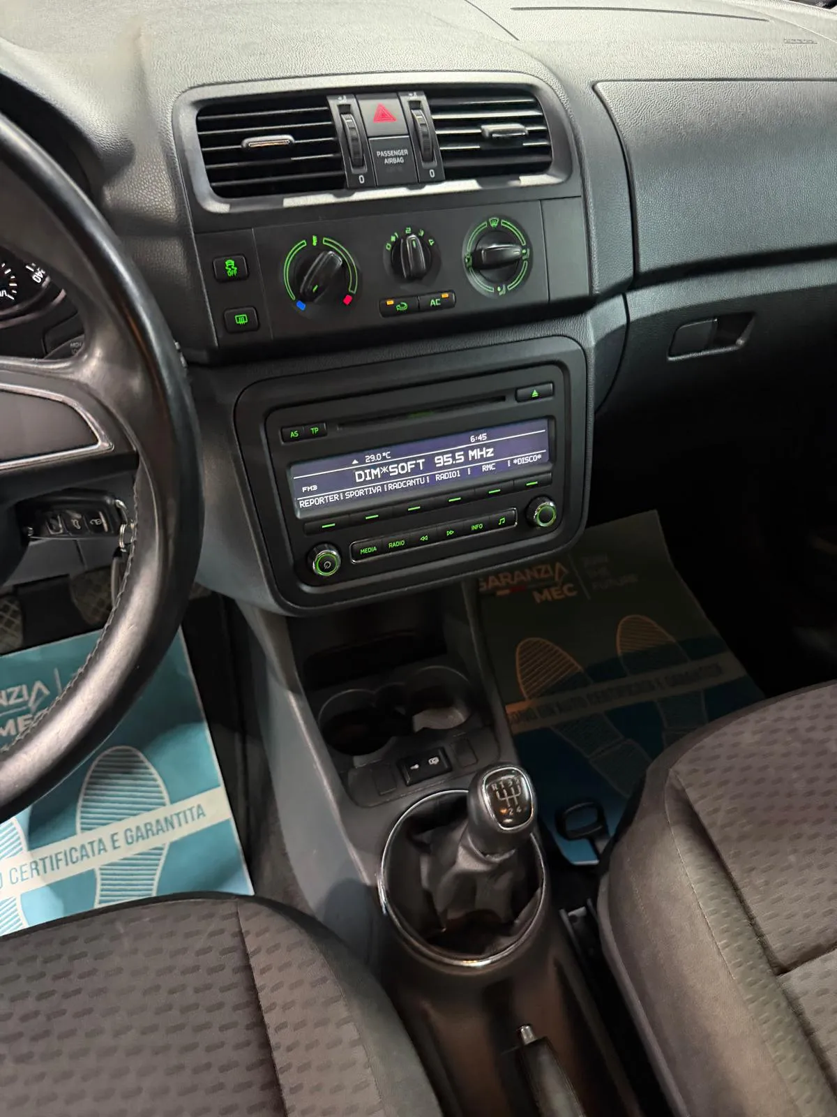 Skoda Catena Nuova Benzina Neopatentati 2014 — foto 10
