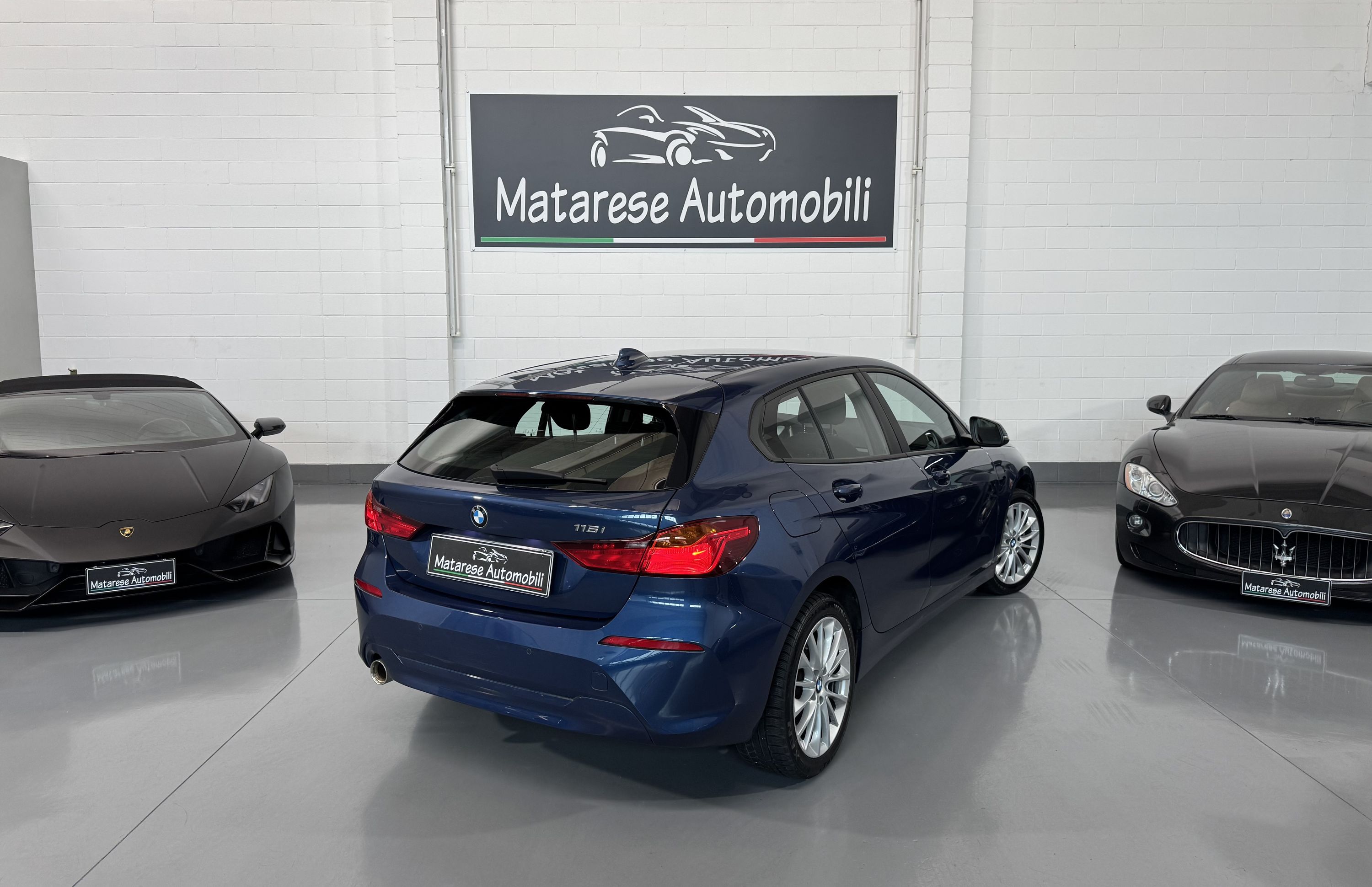 BMW 116i 1.5cc 109cv Automatica CarPlay OK Neopatentati 2021 — foto 7