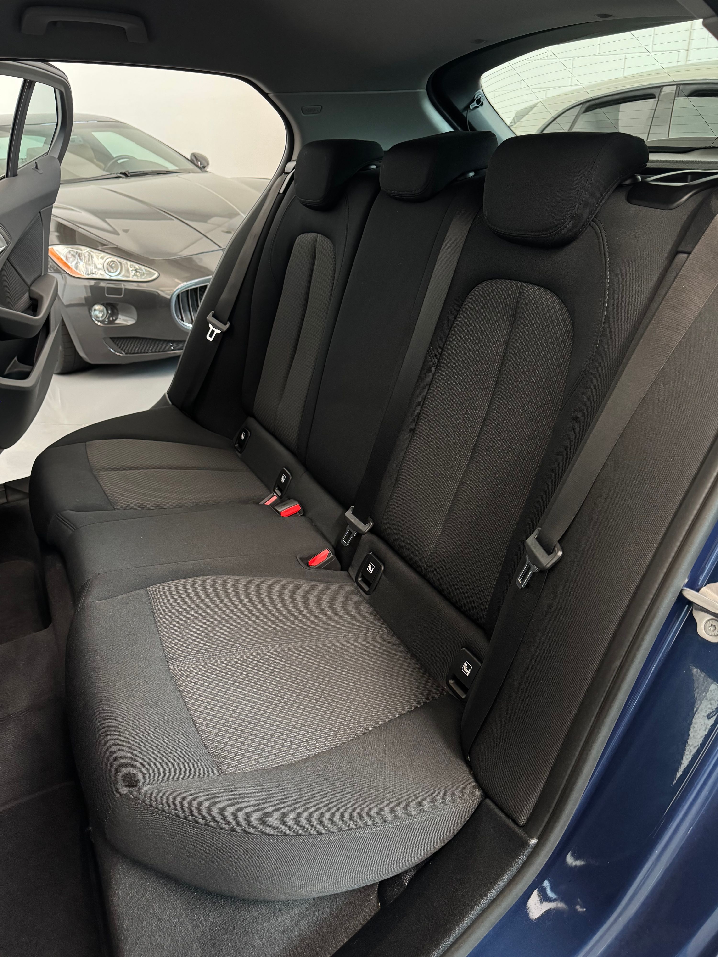 BMW 116i 1.5cc 109cv Automatica CarPlay OK Neopatentati 2021 — foto 11