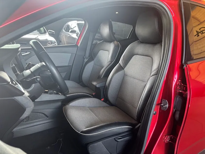 Renault Clio 1.0 eco-g Techno 100cv 2025 — foto 8