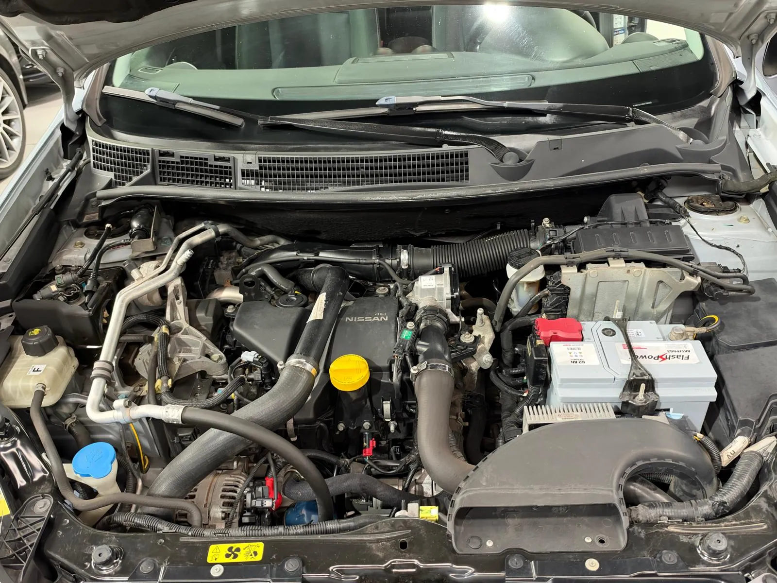 Nissan Diesel Neopatentati 2013 — foto 15