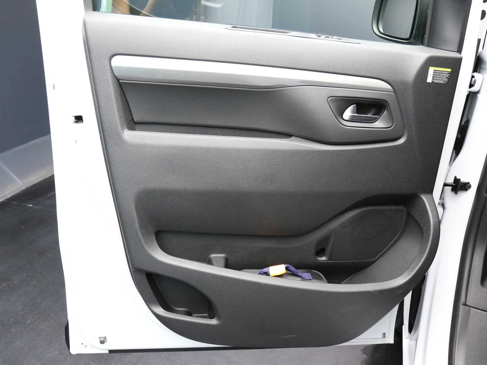 Citroen Jumpy M 2.2 diesel S&S 180cv auto 2026 — foto 9