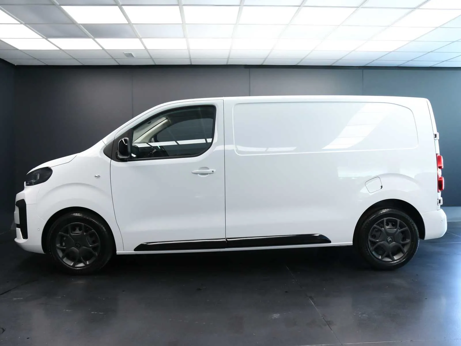 Citroen Jumpy M 2.2 diesel S&S 180cv auto 2026 — foto 8