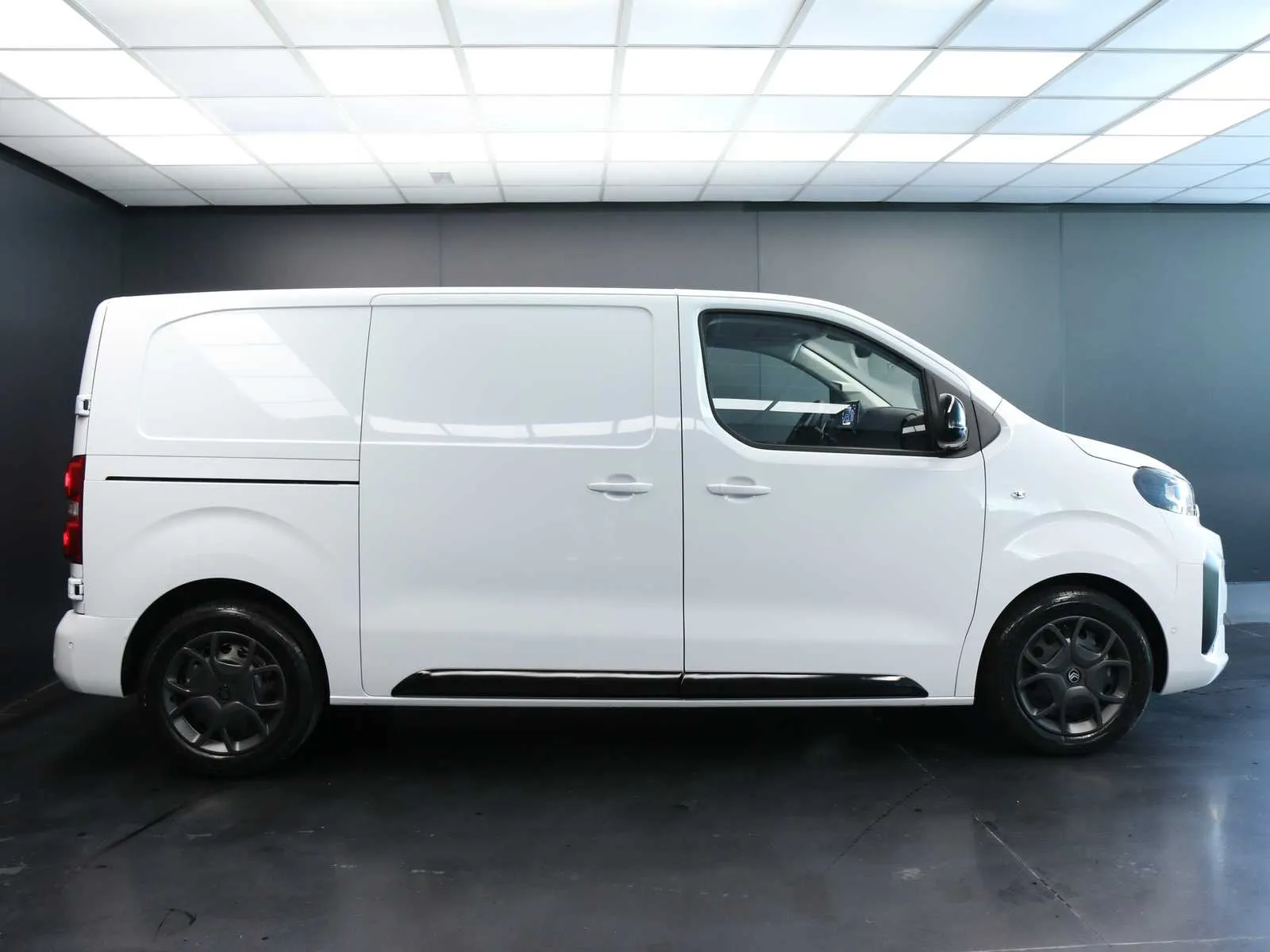 Citroen Jumpy M 2.2 diesel S&S 180cv auto 2026 — foto 4
