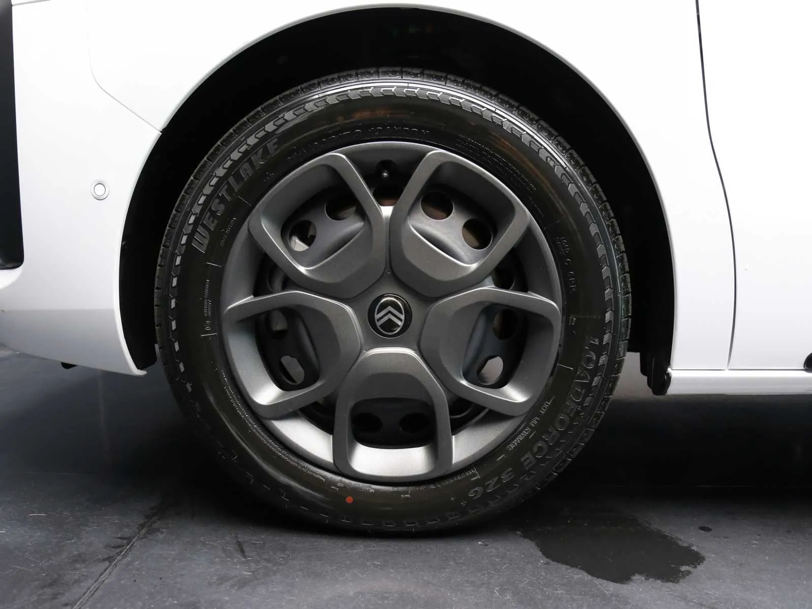 Citroen Jumpy M 2.2 diesel S&S 180cv auto 2026 — foto 33