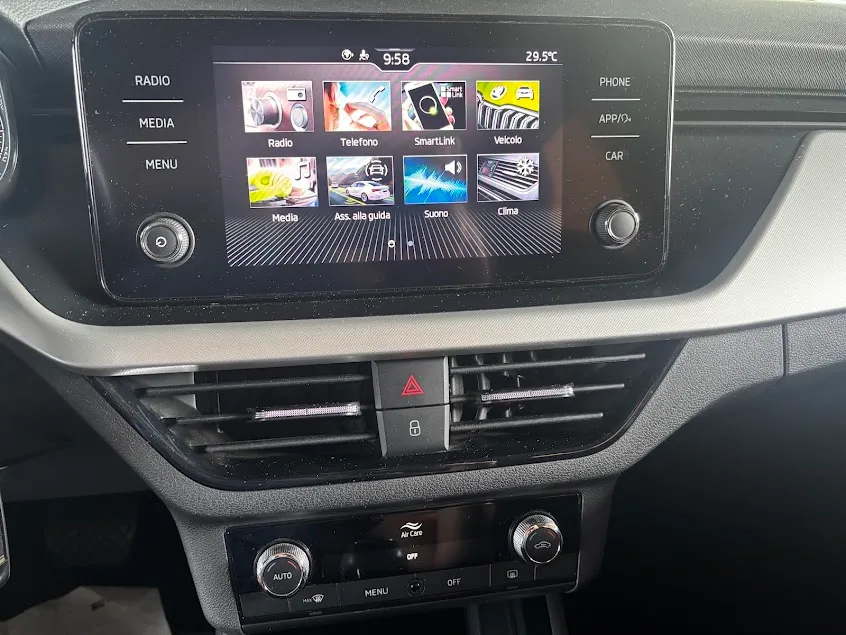 Skoda Kamiq 1.0 tsi Ambition 110cv dsg NEOPATENTATI 2022 — foto 17