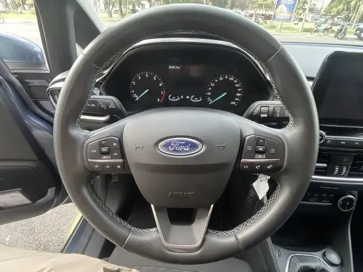 Ford Fiesta 5p 1.1 Titanium Gpl 75cv 2023 — foto 7