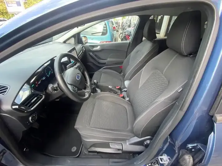 Ford Fiesta 5p 1.1 Titanium Gpl 75cv 2023 — foto 10