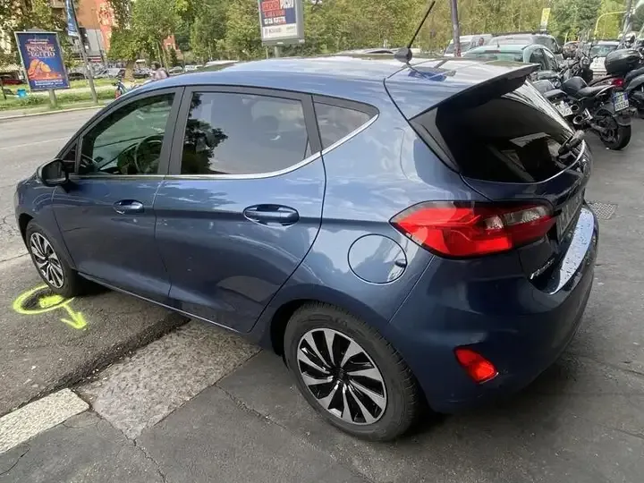 Ford Fiesta 5p 1.1 Titanium Gpl 75cv 2023 — foto 4