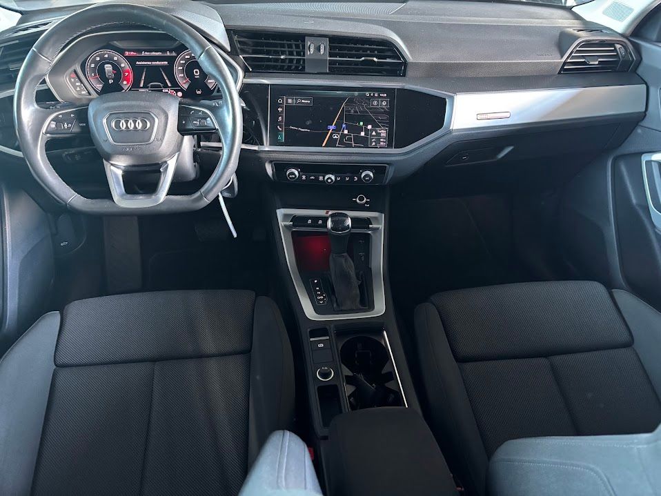 Audi Q3  35 tfsi mhev s-tronic  150CV 2020 — foto 12