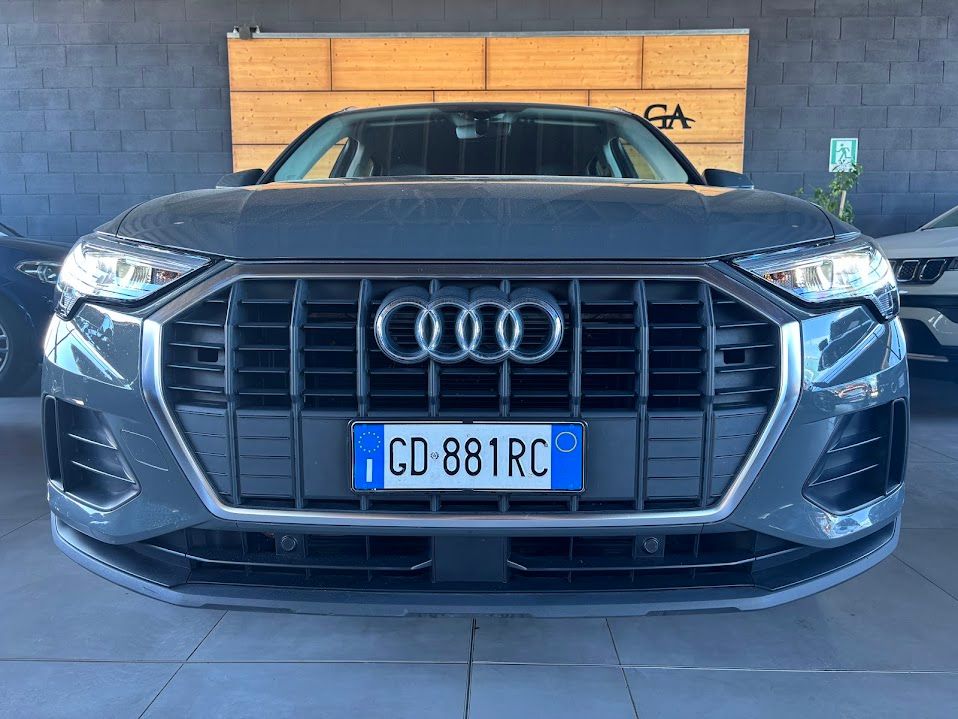 Audi Q3  35 tfsi mhev s-tronic  150CV 2020 — foto 4