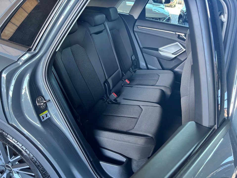 Audi Q3  35 tfsi mhev s-tronic  150CV 2020 — foto 9