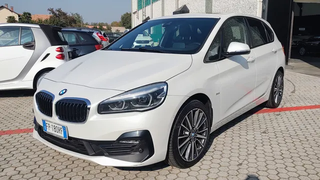 BMW 218d Active Tourer Sport auto