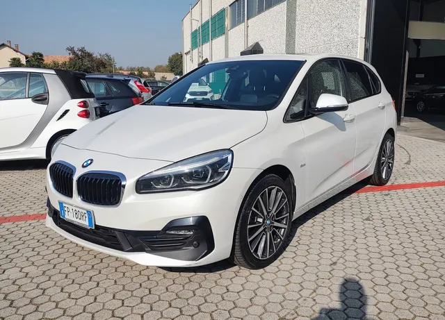 BMW 218d Active Tourer Sport auto