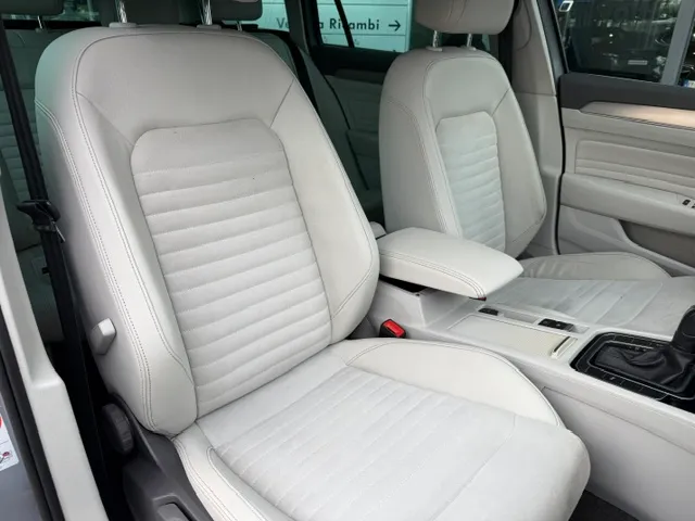 Volkswagen Passat Variant 2.0 tdi Executive 150cv dsg 2022 — foto 11