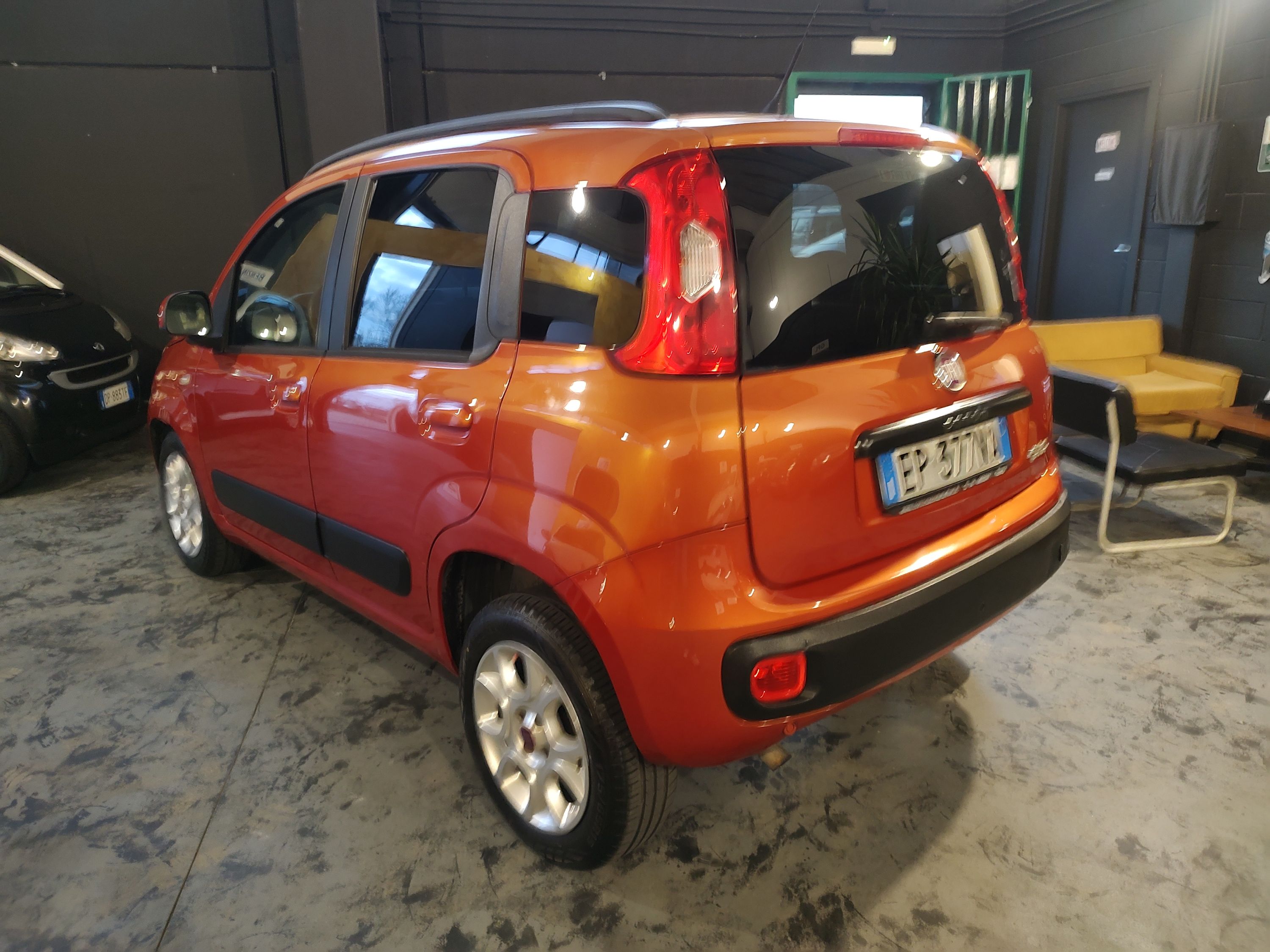 Fiat Panda 0.9 t.air t. natural power Easy 80cv 2013 — foto 3