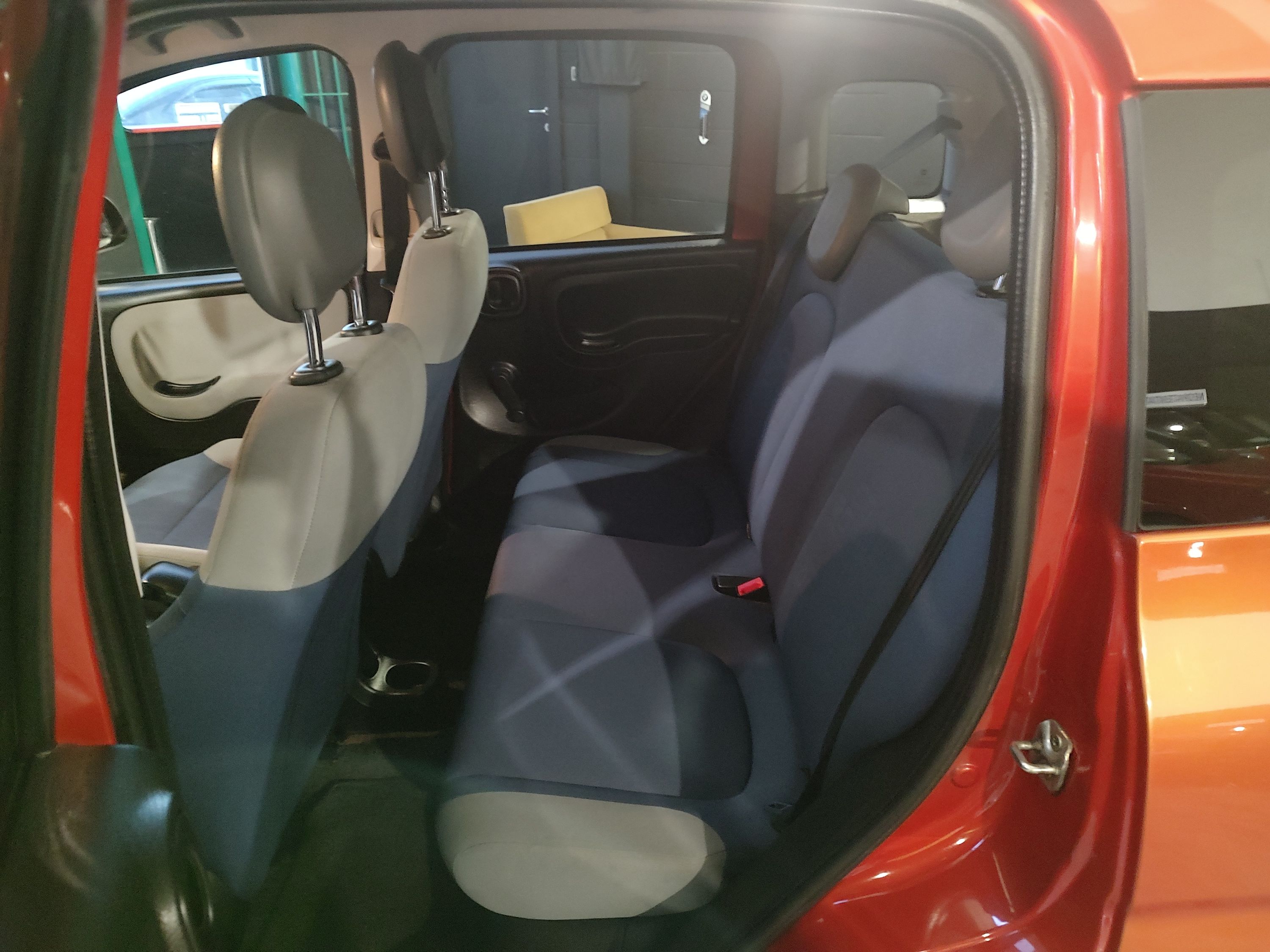 Fiat Panda 0.9 t.air t. natural power Easy 80cv 2013 — foto 9