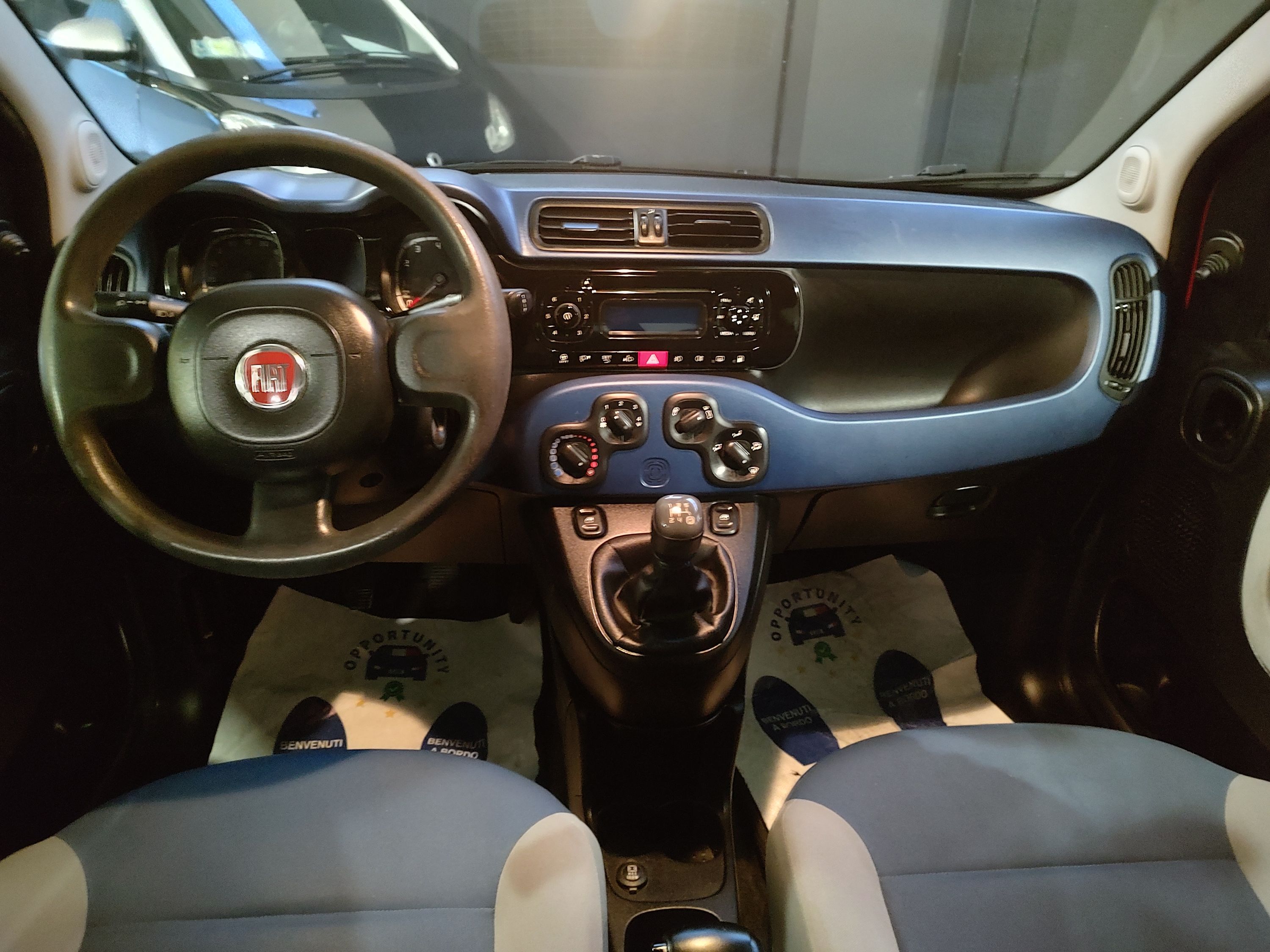 Fiat Panda 0.9 t.air t. natural power Easy 80cv 2013 — foto 10