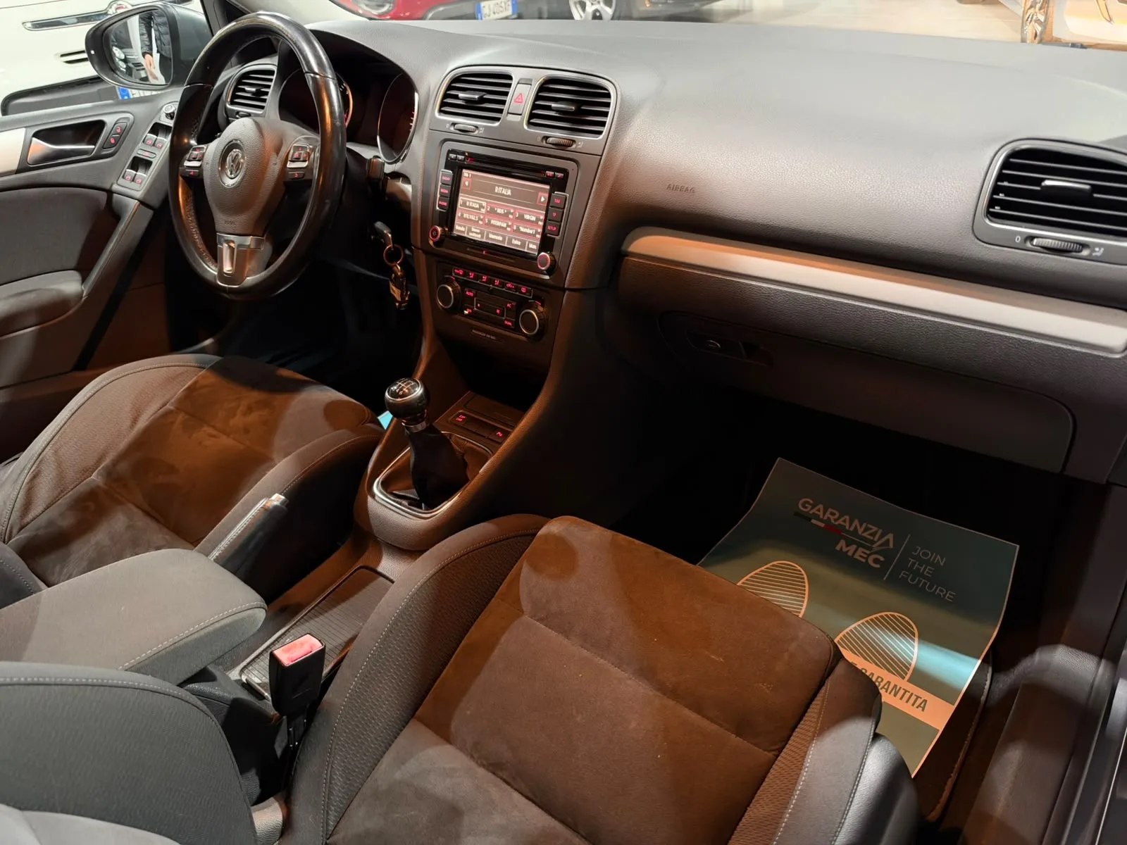 Volkswagen Golf Benzina Highline 2009 — foto 11