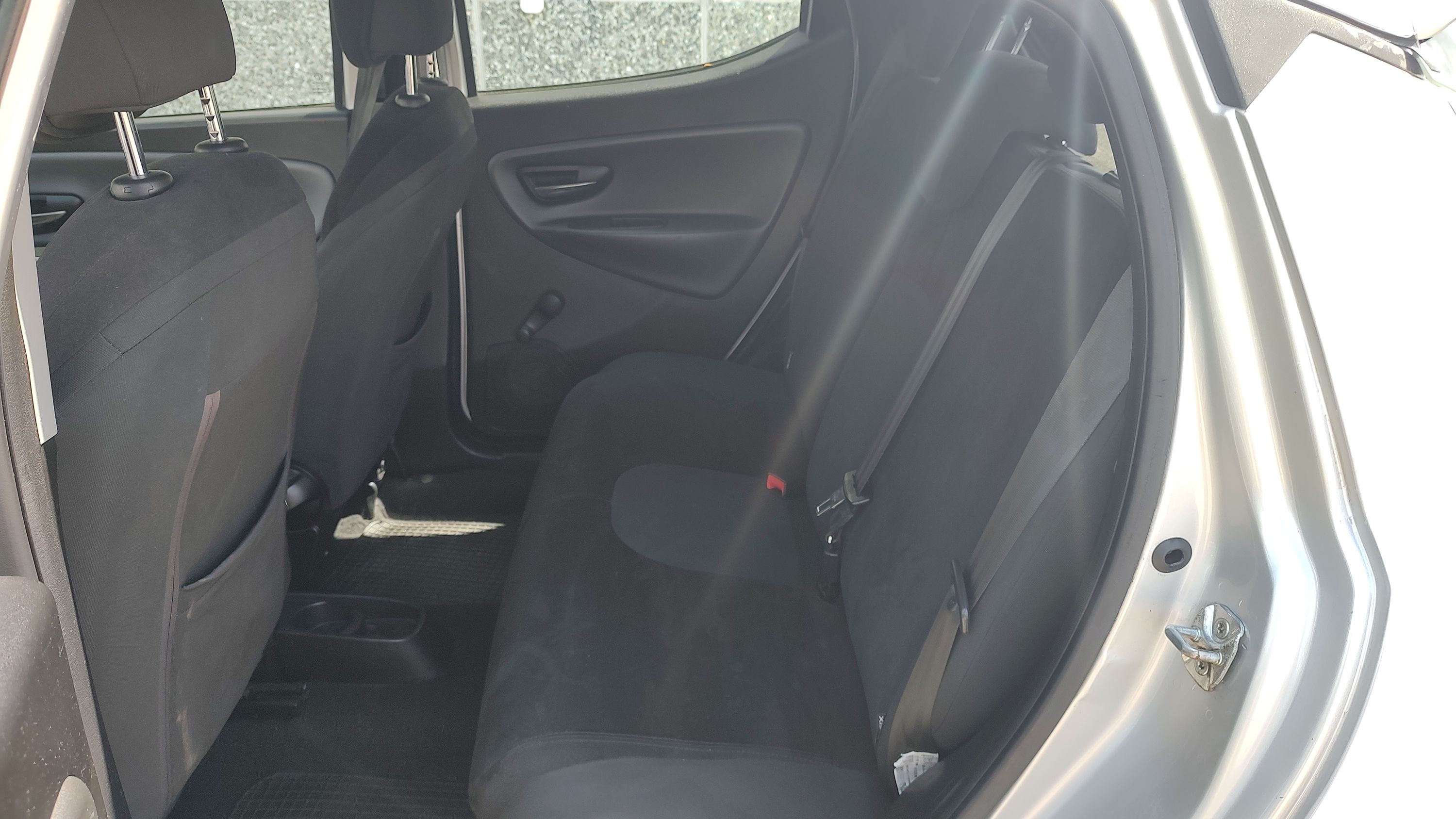 Lancia Ypsilon 1.2 8v Platinum 69cv E6 2013 — foto 8