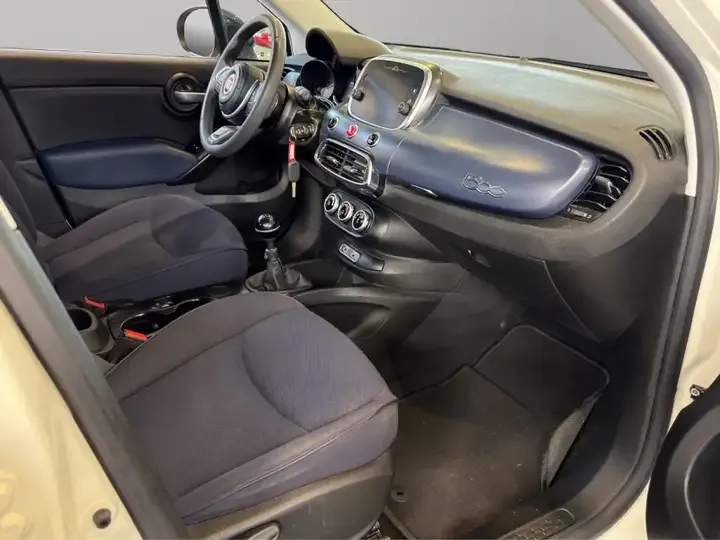 Fiat 500X 1.3 mjet Club 95cv 2023 — foto 9