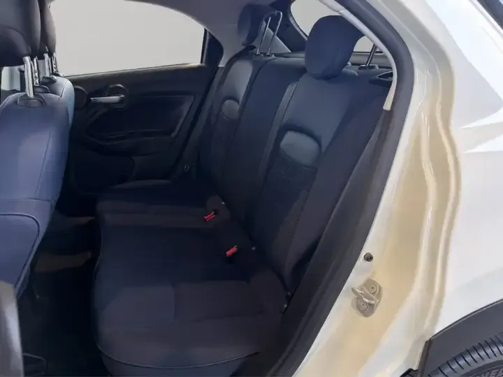 Fiat 500X 1.3 mjet Club 95cv 2023 — foto 8