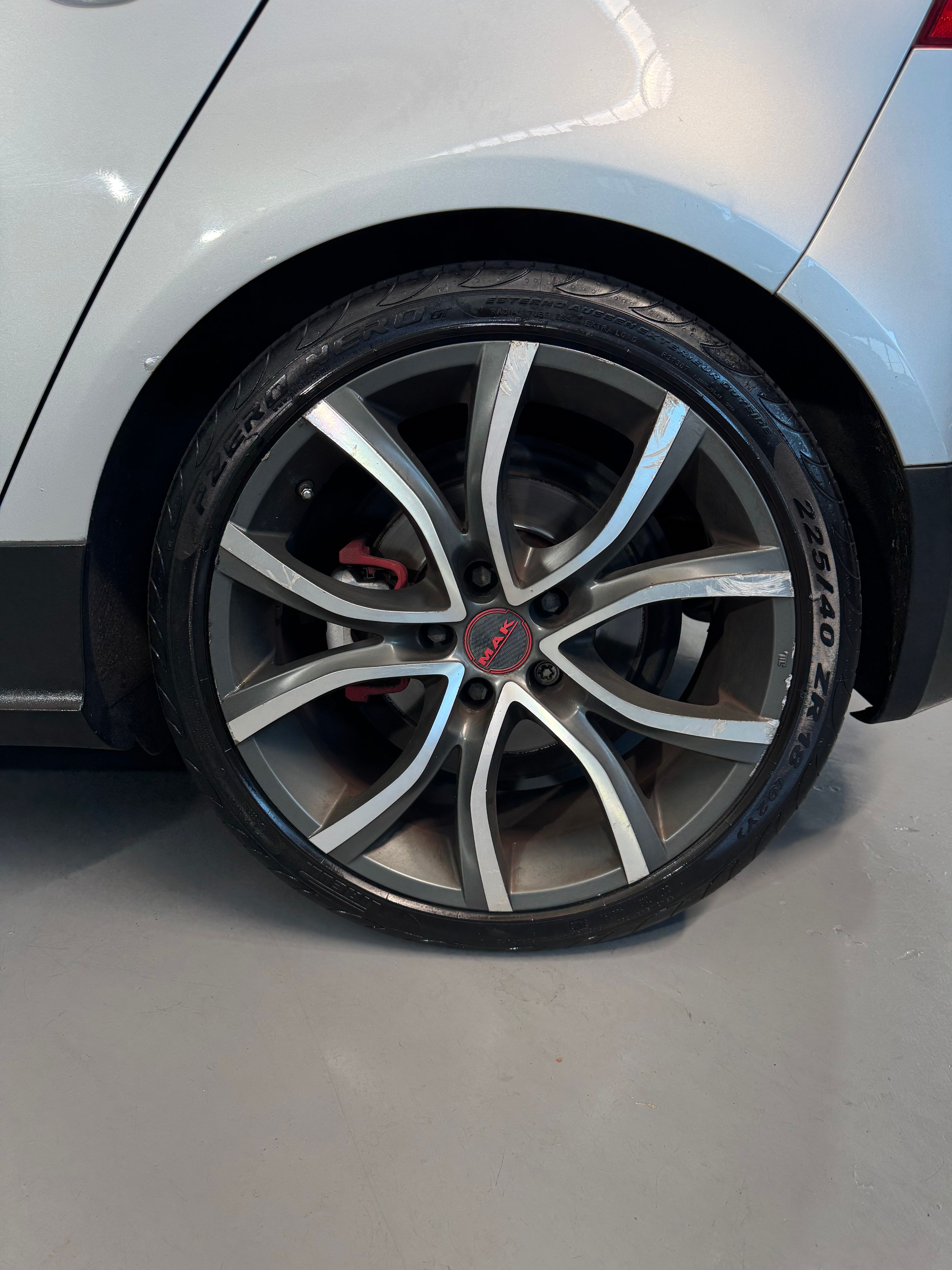 Volkswagen Golf 5 GTI TFSI 2.0cc 200cv Clima bi-zona + Impianto GPL 2005 — foto 8