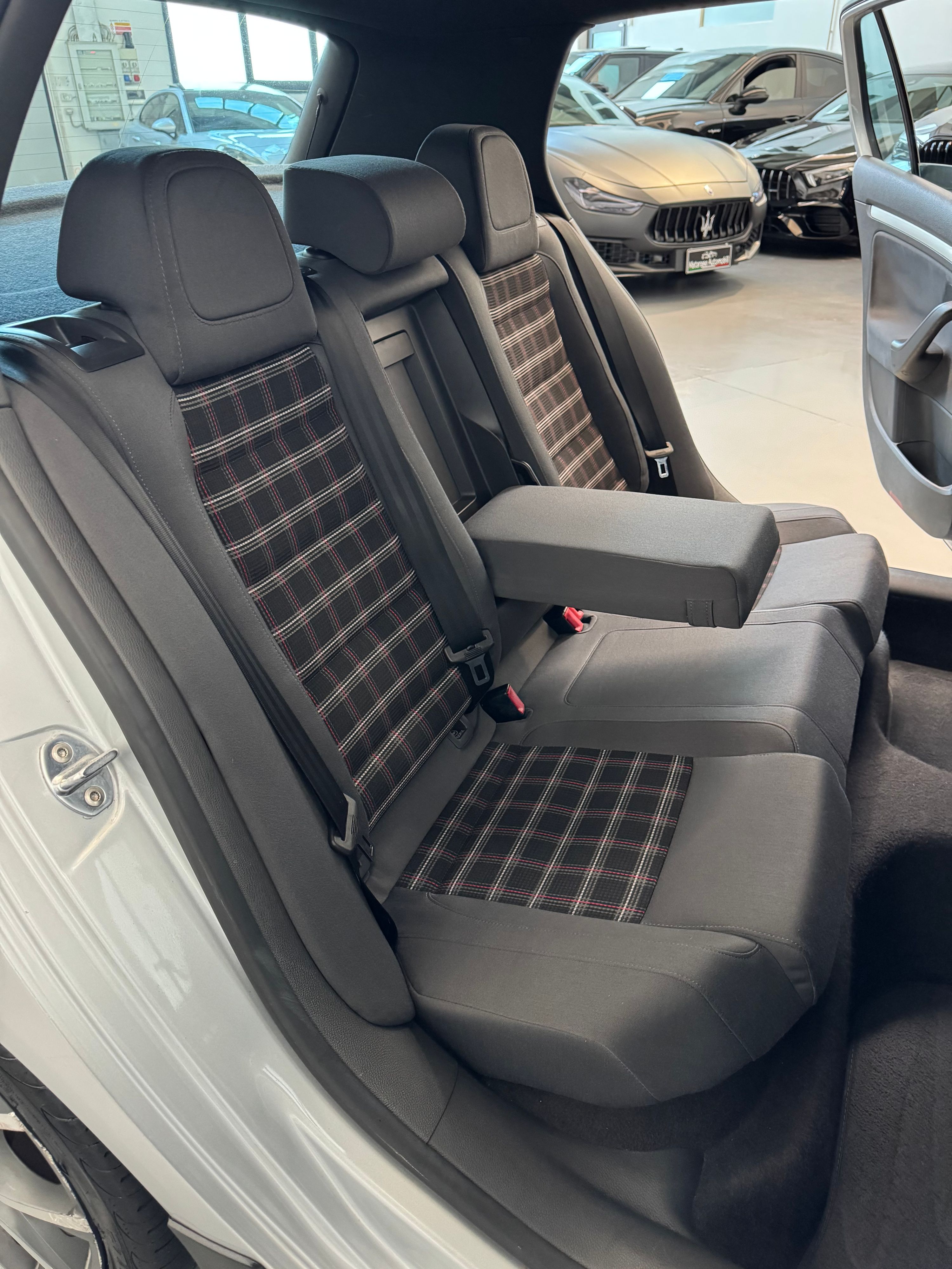 Volkswagen Golf 5 GTI TFSI 2.0cc 200cv Clima bi-zona + Impianto GPL 2005 — foto 10