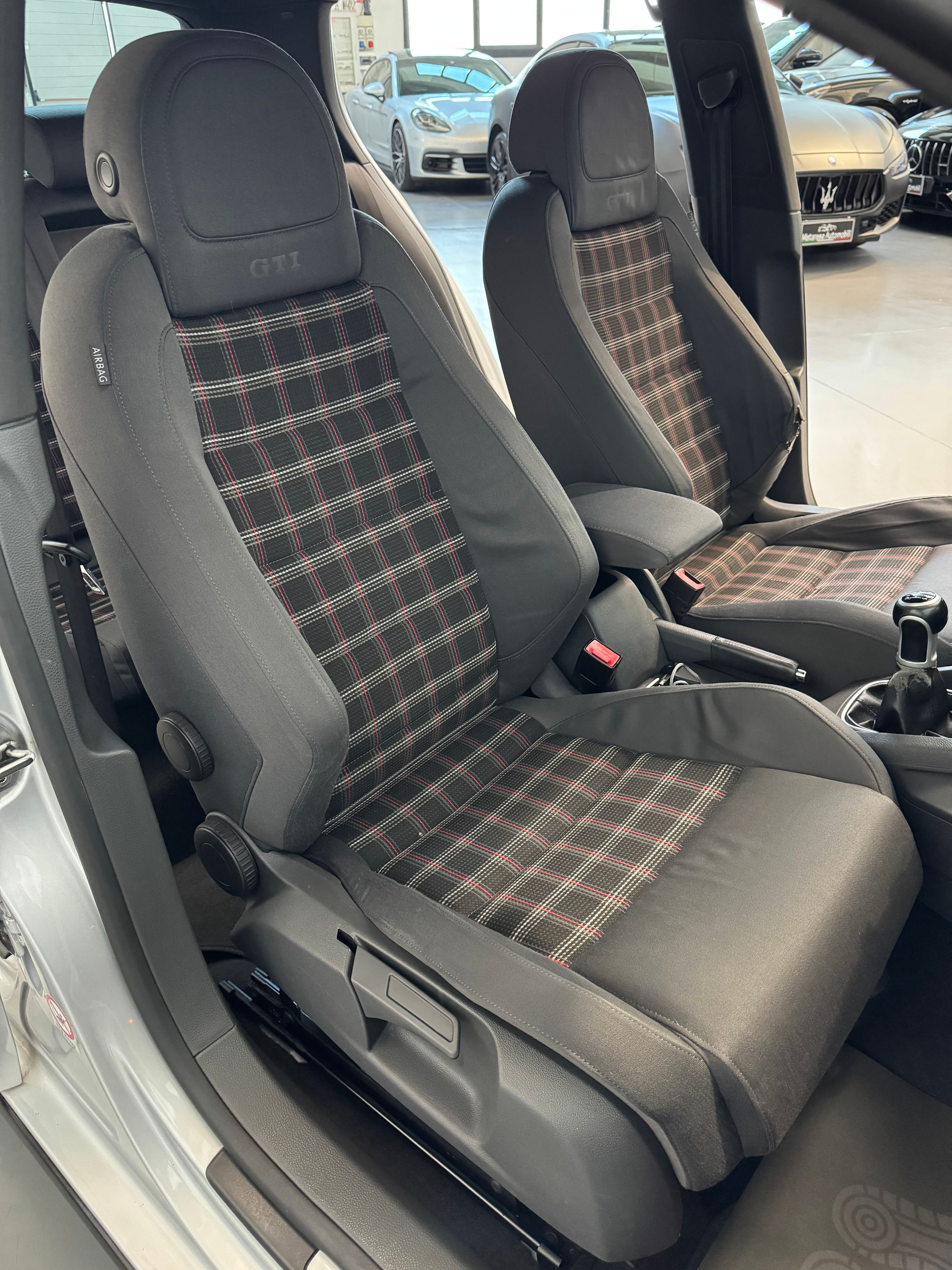 Volkswagen Golf 5 GTI TFSI 2.0cc 200cv Clima bi-zona + Impianto GPL 2005 — foto 11