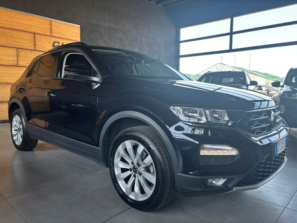 Volkswagen T-Roc 1.5 tsi ACT ADVANCE dsg 150CV 2023 — foto 5